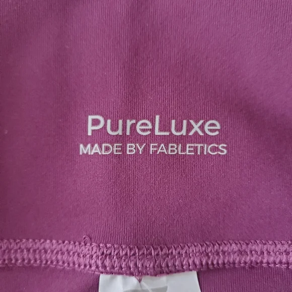 NWT Fabletics Oasis PureLuxe High-Waisted 7/8 Legging - Picture 10 of 10